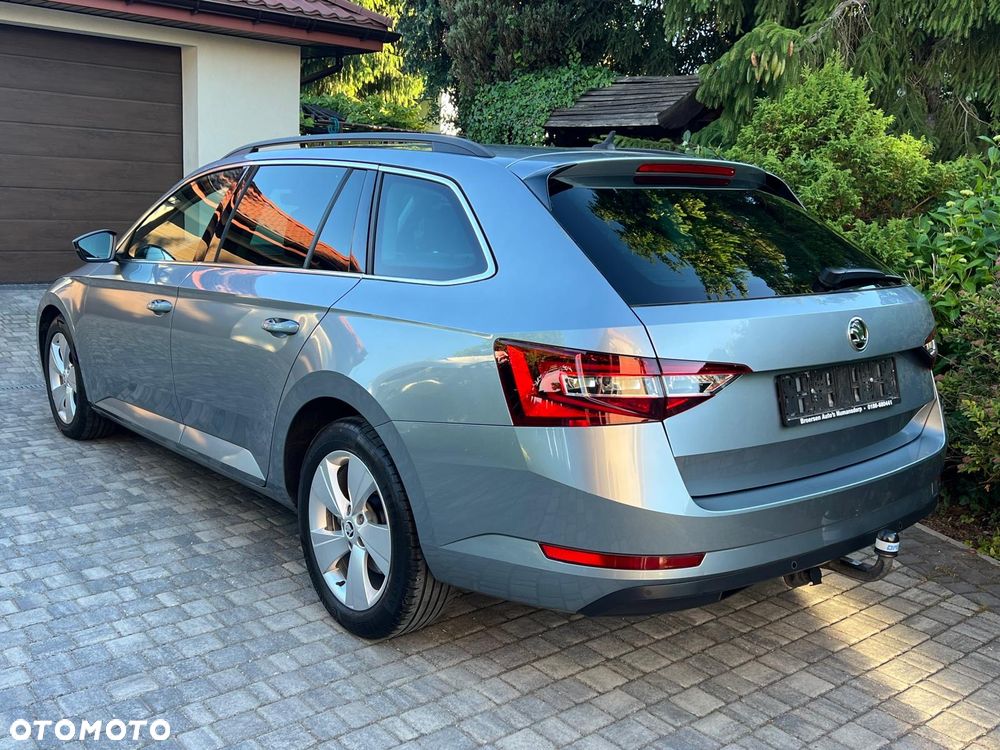 Skoda Superb 1.6 TDI GreenLine - 7