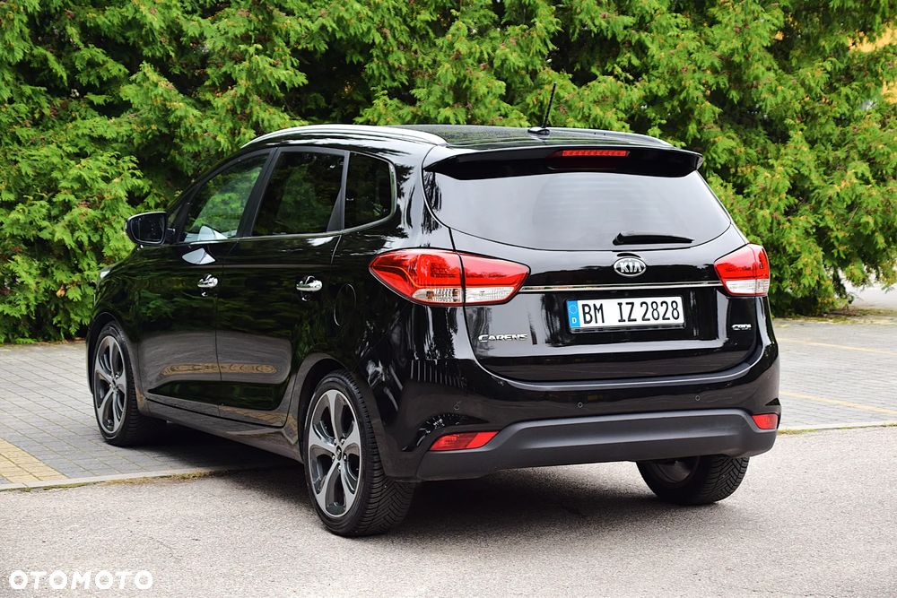 Kia Carens 1.7 CRDi XL 7os - 18