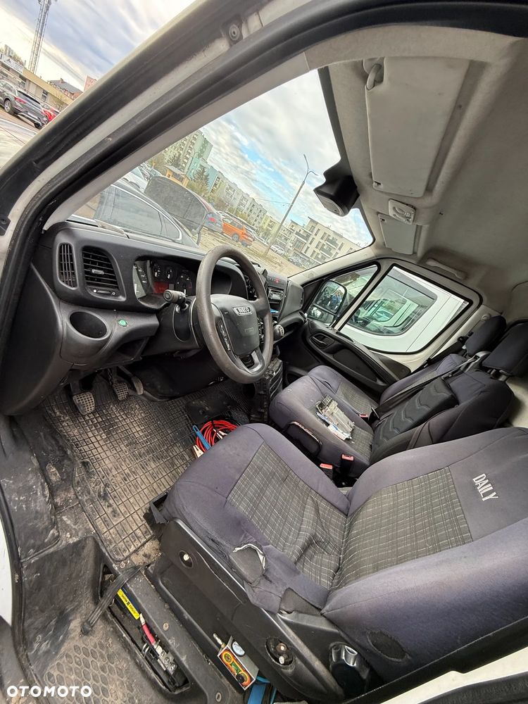 Iveco DAILY - 15