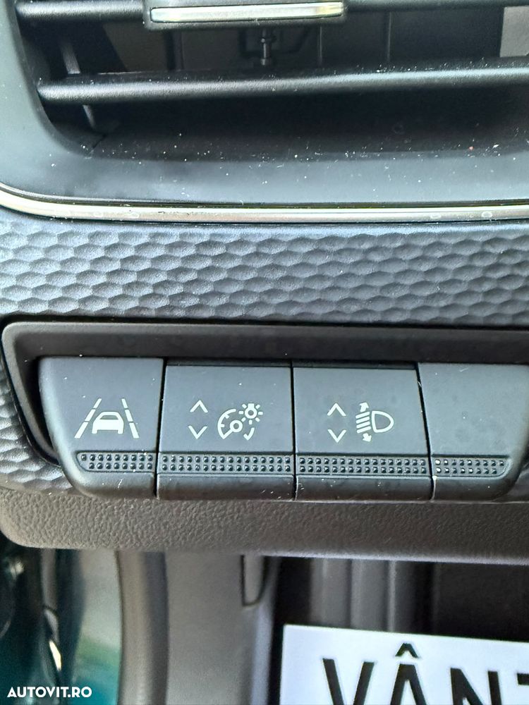 Renault Arkana E-TECH 145 Evolution - 16