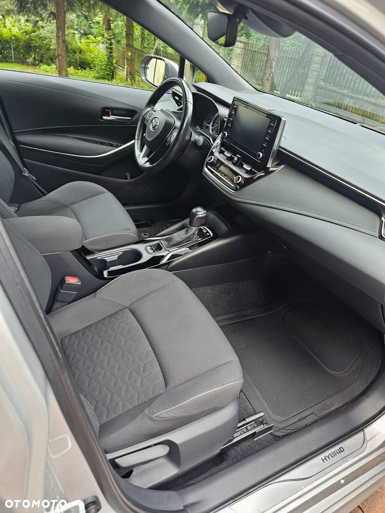 Toyota Corolla 1.8 Hybrid Club - 16