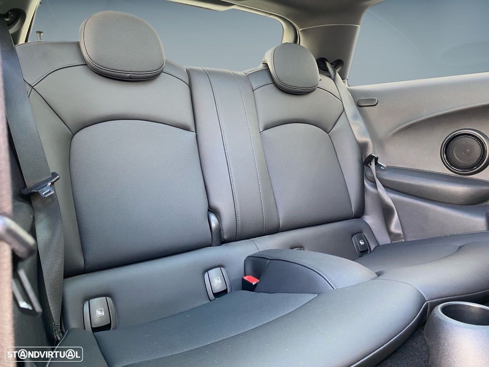 MINI 3 Portas Cooper SE Premium Classic - 18