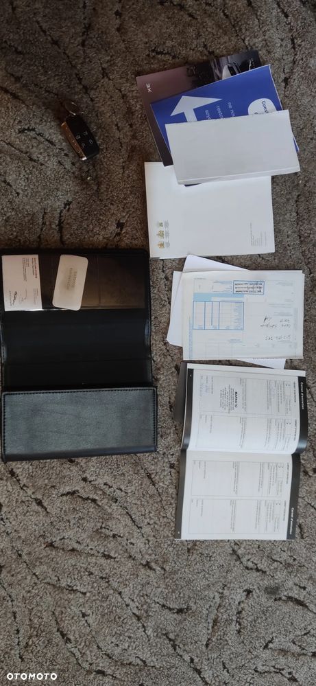 Jaguar XE 20d R-Sport - 22