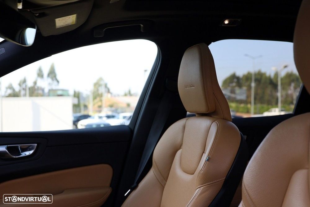 Volvo XC 60 2.0 T8 PHEV Inscription AWD - 9