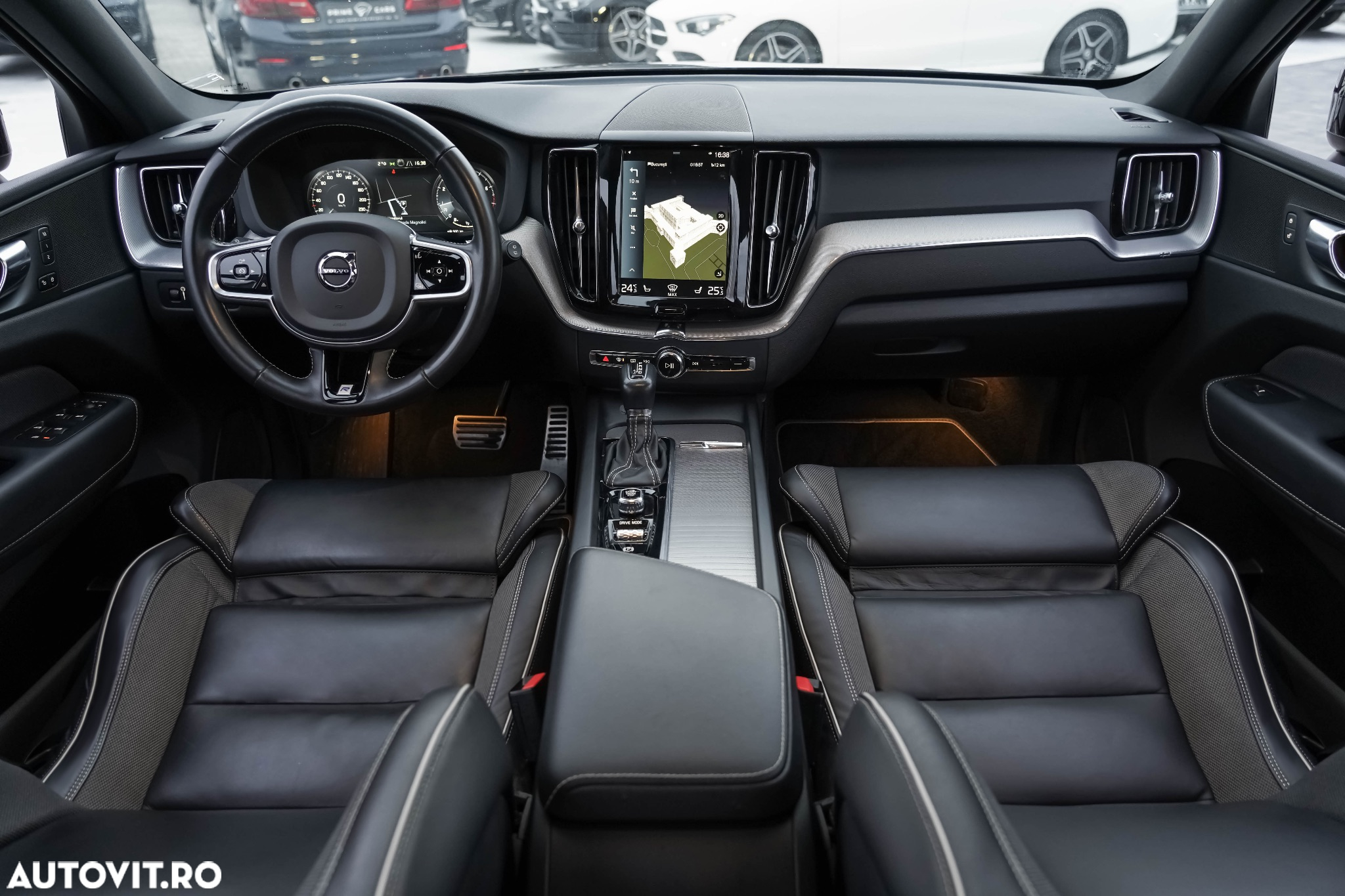 Volvo XC 60 T5 R-Design - 4