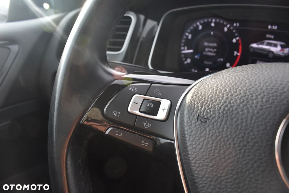 Volkswagen Golf VII 1.5 TSI BMT Evo Highline DSG - 25