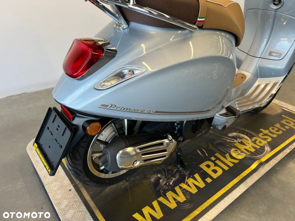 Vespa Primavera - 34