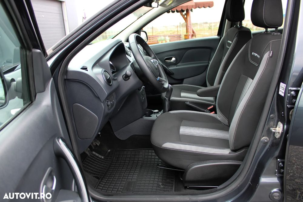 Dacia Sandero 0.9 Stepway - 11