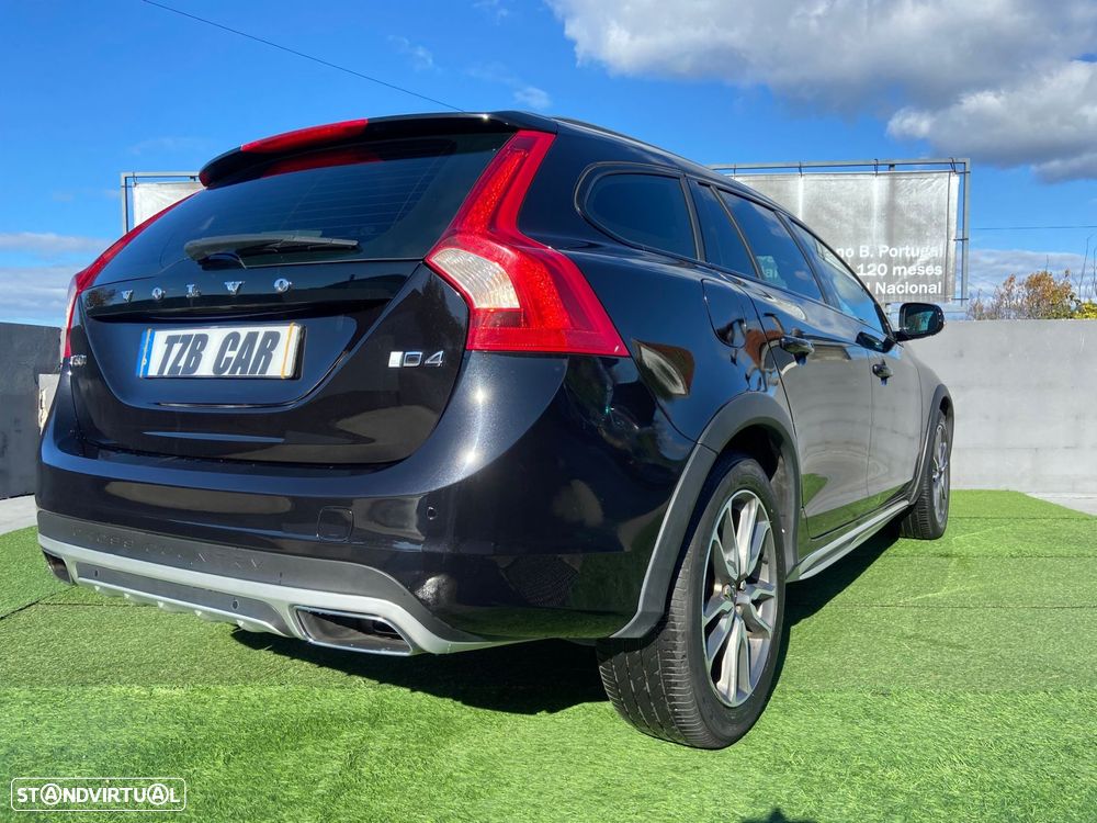 Volvo V60 Cross Country 2.0 D4 Pro - 5