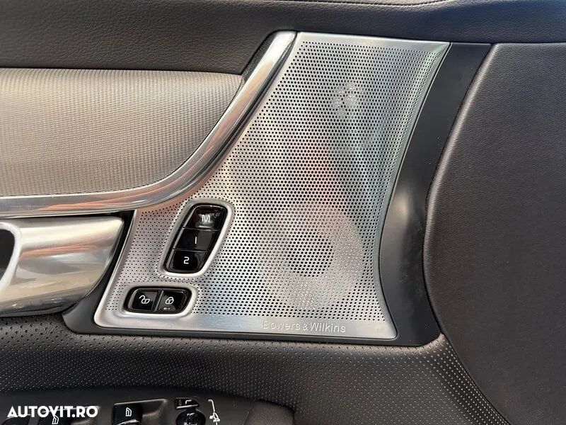 Volvo S90 T8 Recharge AWD Geartronic RDesign - 11