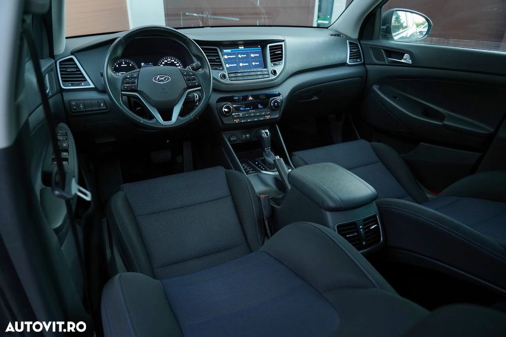 Hyundai Tucson 2.0 CRDI 4WD Automatik Style - 6