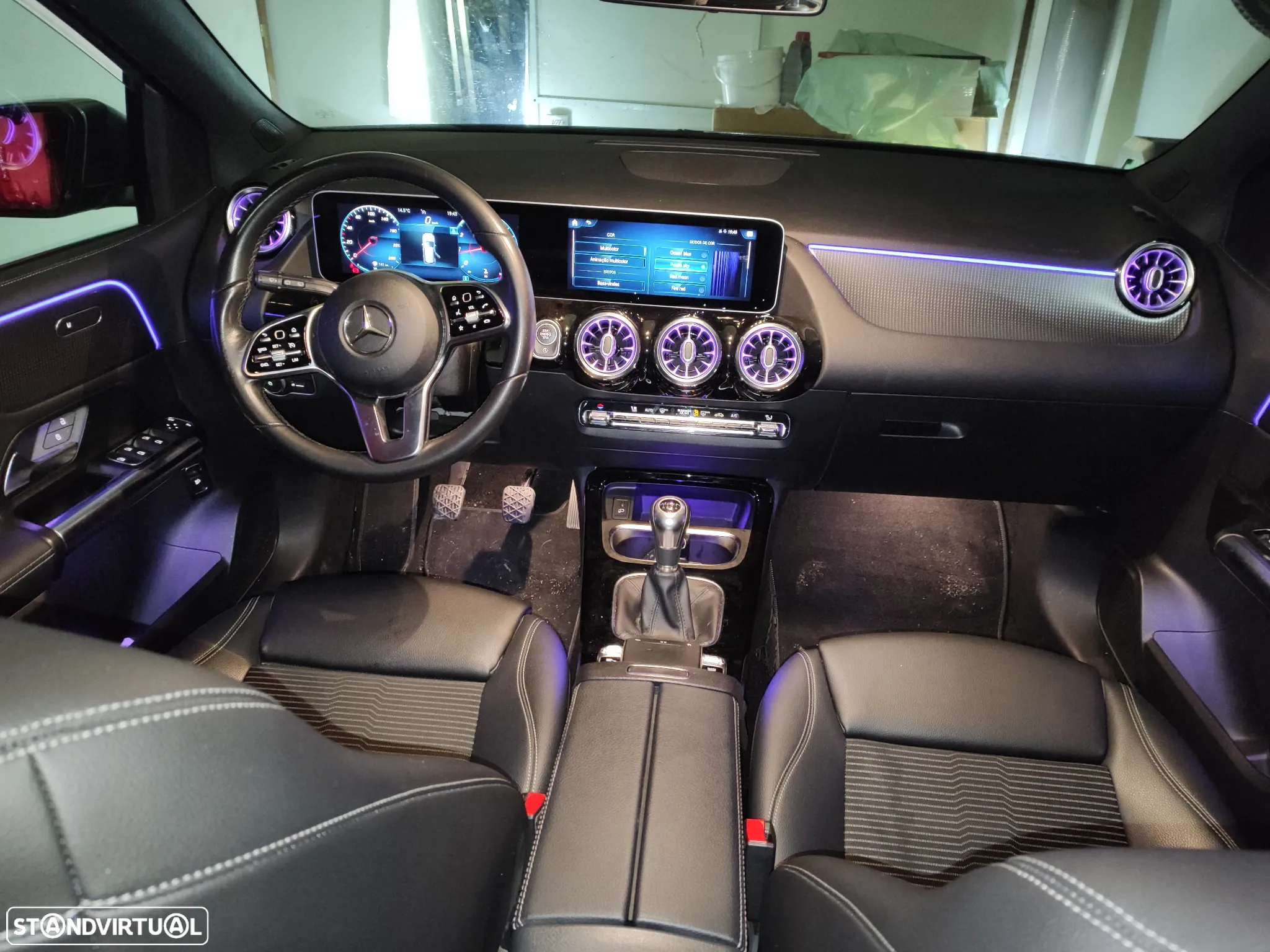 Mercedes-Benz B 200 AMG Line - 13