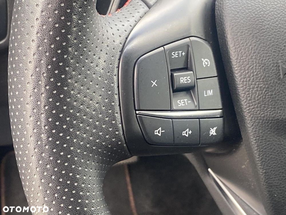 Ford Kuga - 11