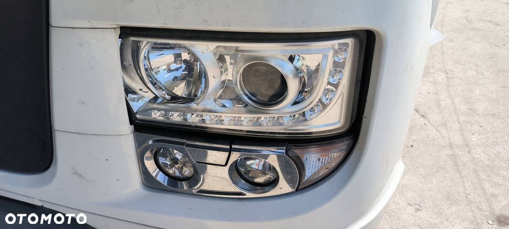 LAMPA LEWA PRZÓD IVECO STRALIS AS440ST/P LNG LED - 4