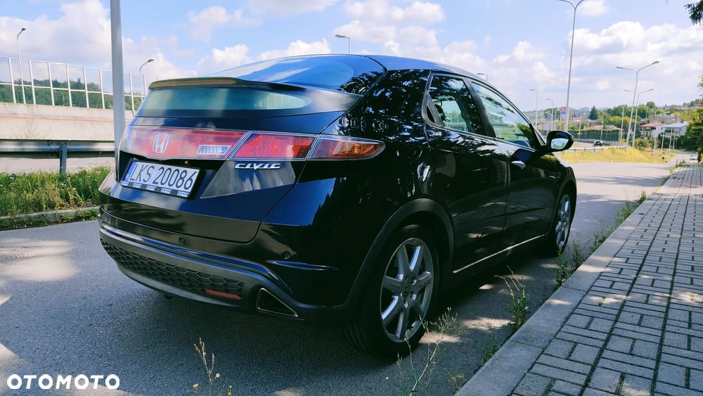 Honda Civic - 4