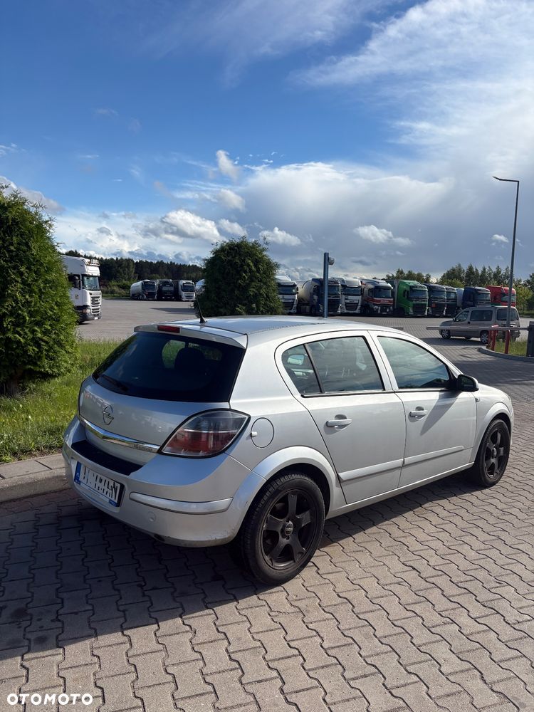 Opel Astra - 18