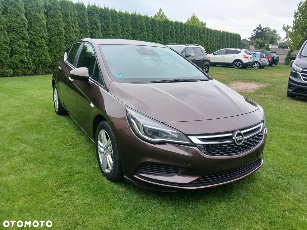 Opel Astra 1.6 D (CDTI) Start/Stop Innovation - 2