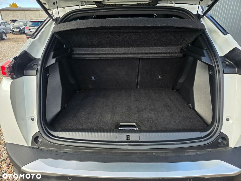 Peugeot 2008 1.2 PureTech GT Pack S&S EAT8 - 17