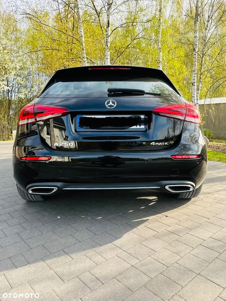 Mercedes-Benz Klasa A 250 4-Matic AMG Line 7G-DCT - 9