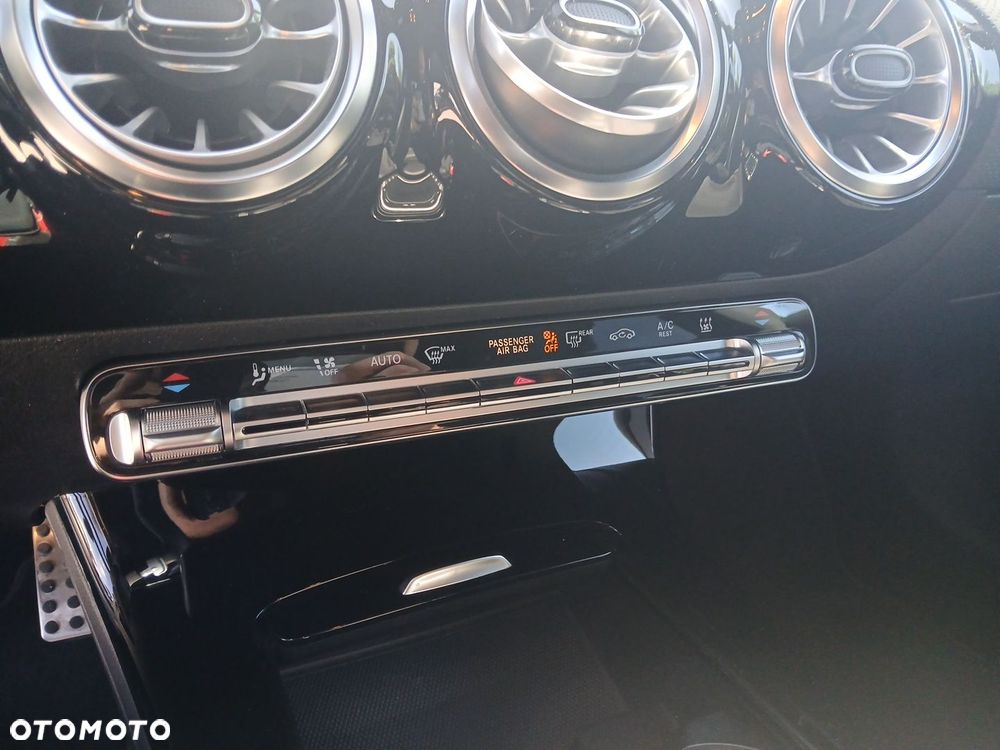 Mercedes-Benz CLA 250 e PHEV AMG Line 8G-DCT - 26