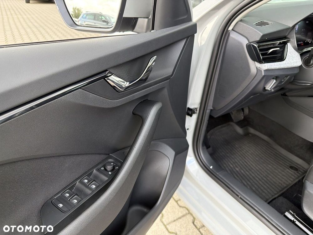 Skoda Scala 1.0 TSI Drive DSG - 13