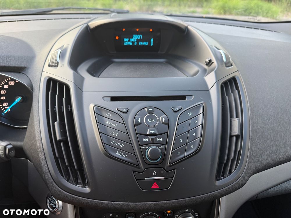 Ford Kuga 1.6 EcoBoost 2x4 Trend - 14