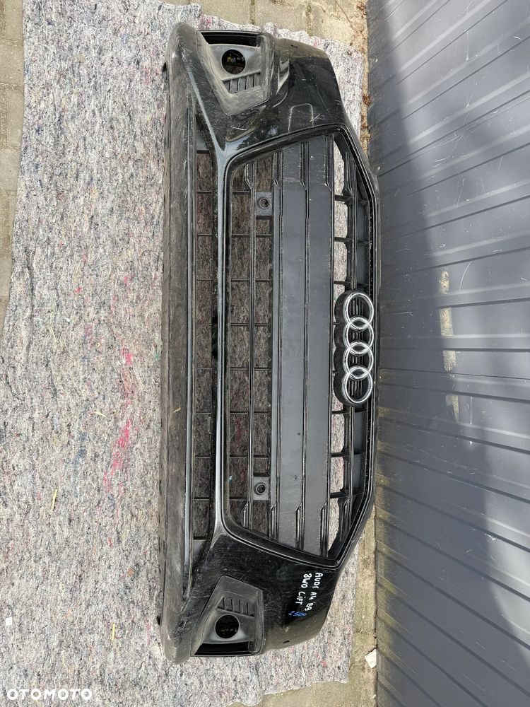 ZDERZAK AUDI A4 B9 8WO LIFT ORYGINAŁ CAŁY - 1