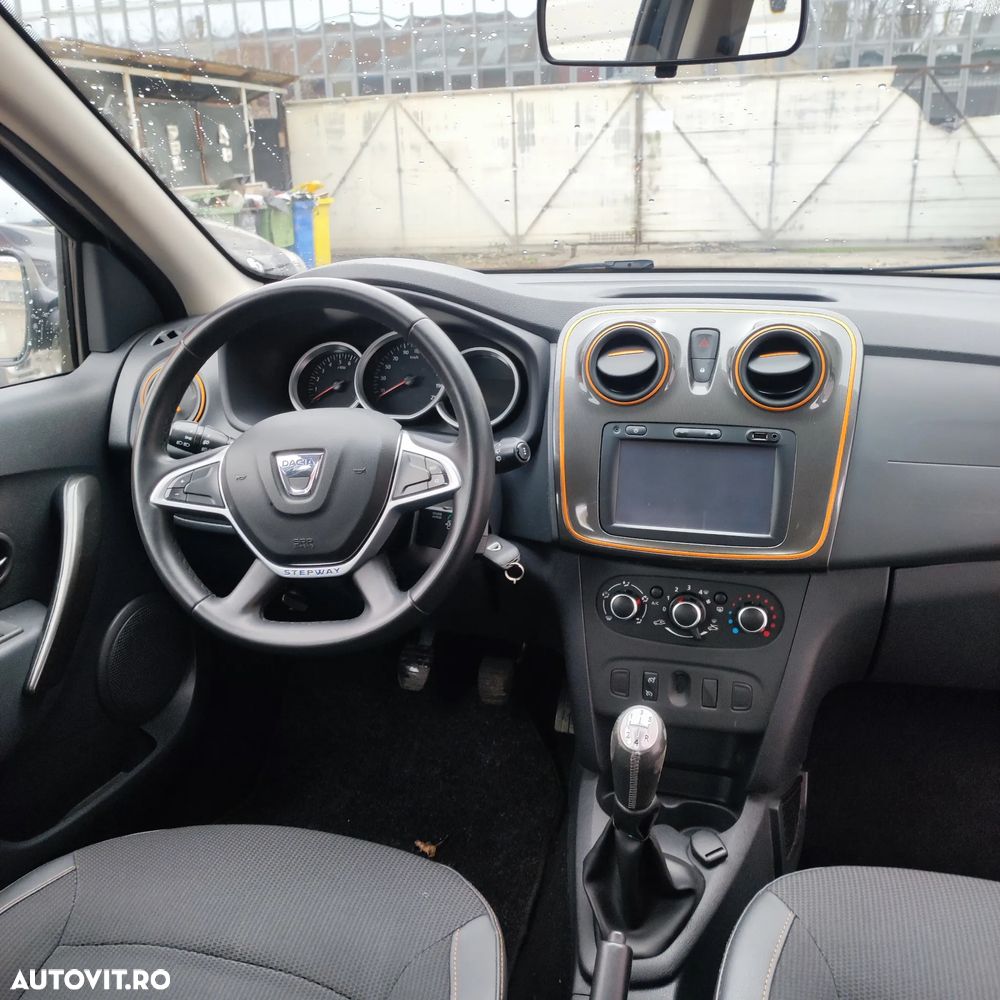 Dacia Sandero Stepway 0.9 TCe - 9