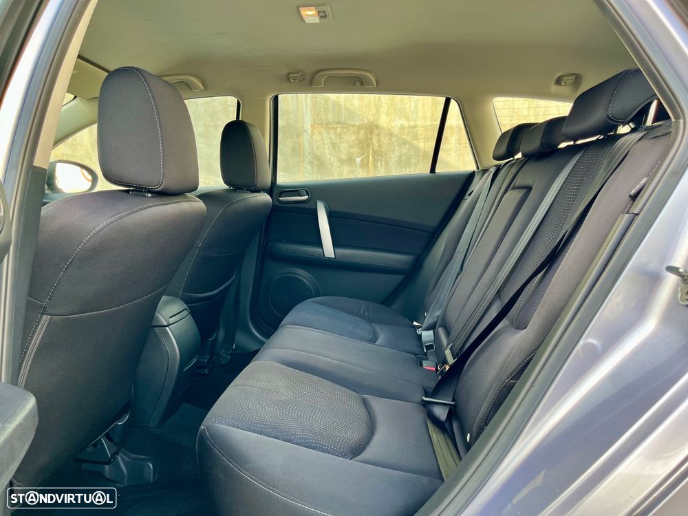 Mazda 6 MZR-CD 2.0 Comfort - 36