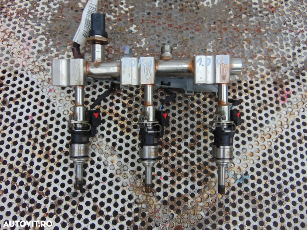 Rampa cu injectoare Ford 1.0 Fiesta Puma Focus 4 cod h6bg9f797ad injector 1.0 benzină - 2