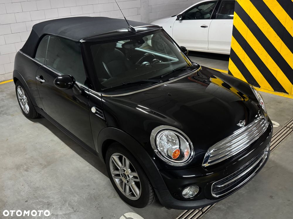 MINI Cooper Cabrio - 13