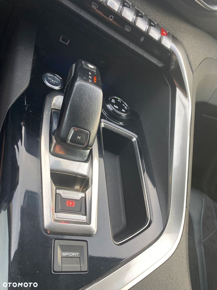 Peugeot 5008 1.6 BlueHDI Crossway S&S EAT6 - 22