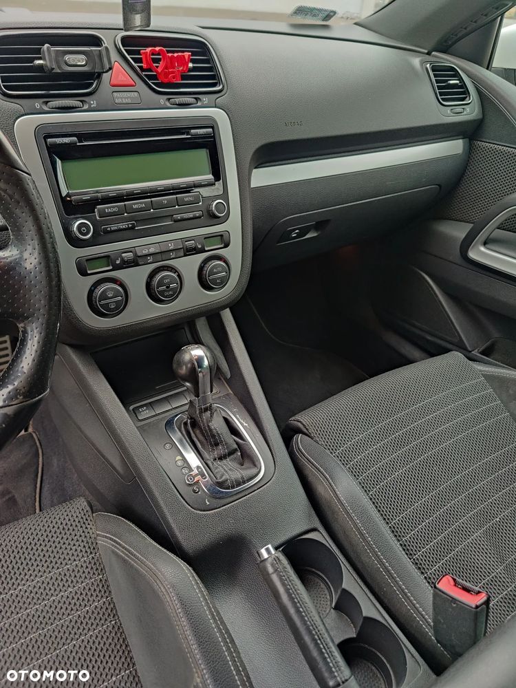 Volkswagen Scirocco 2.0 TDI DSG - 15