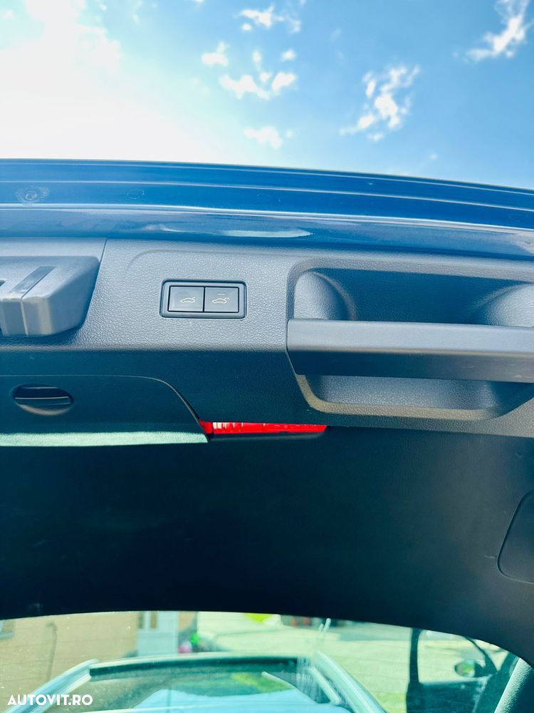 Volkswagen Passat Variant 2.0 BiTDI 4Mot DSG Highline - 25
