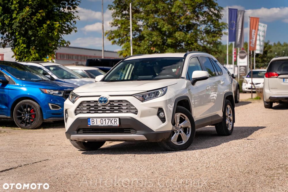 Toyota RAV4 - 1