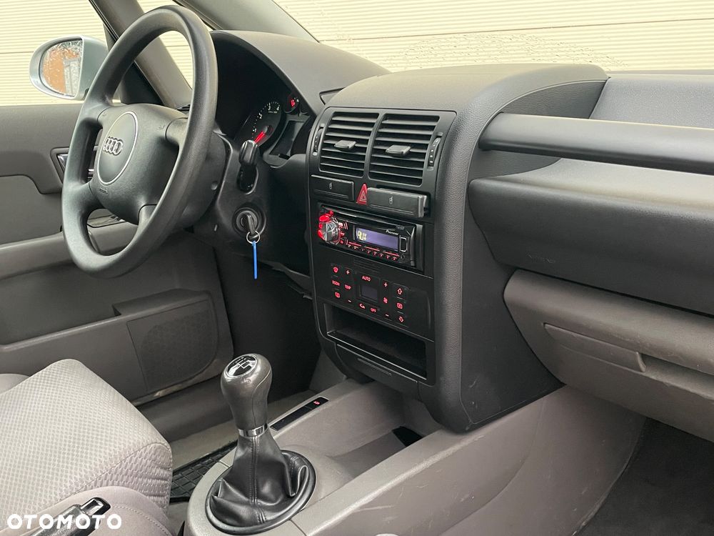 Audi A2 1.4 - 14
