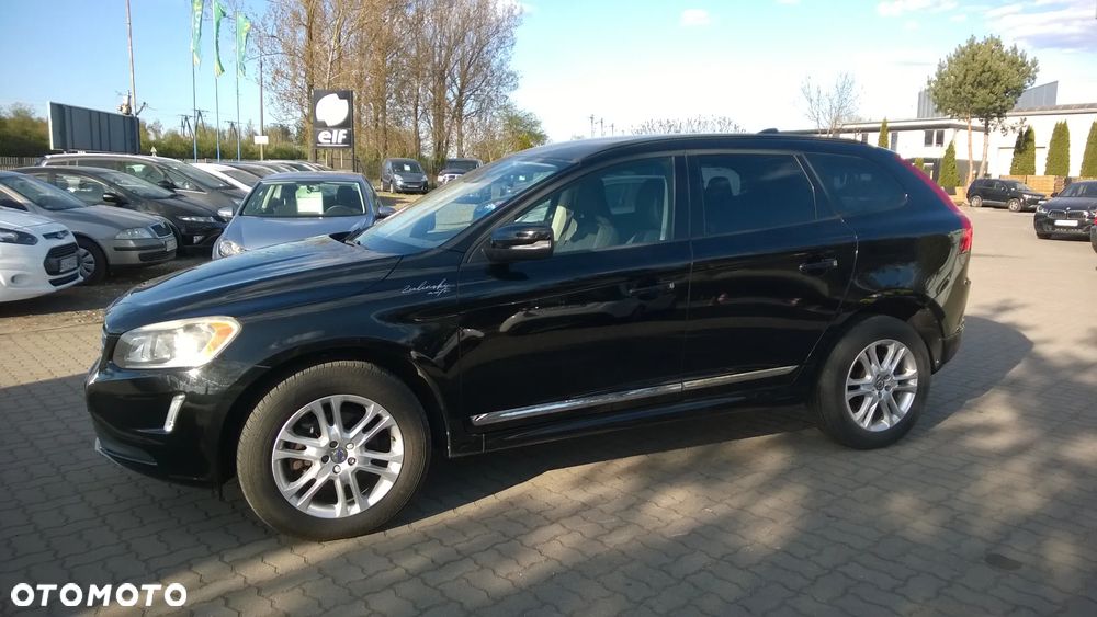 Volvo XC 60 T5 AWD Geartronic Momentum - 2