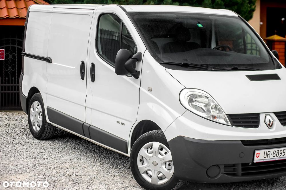 Renault Trafic - 26