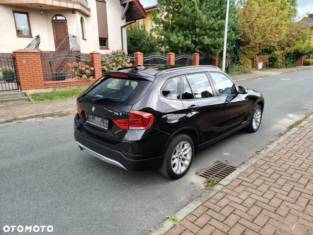 BMW X1 sDrive16d Sport Line - 8