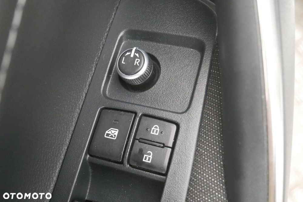 Toyota Corolla - 27