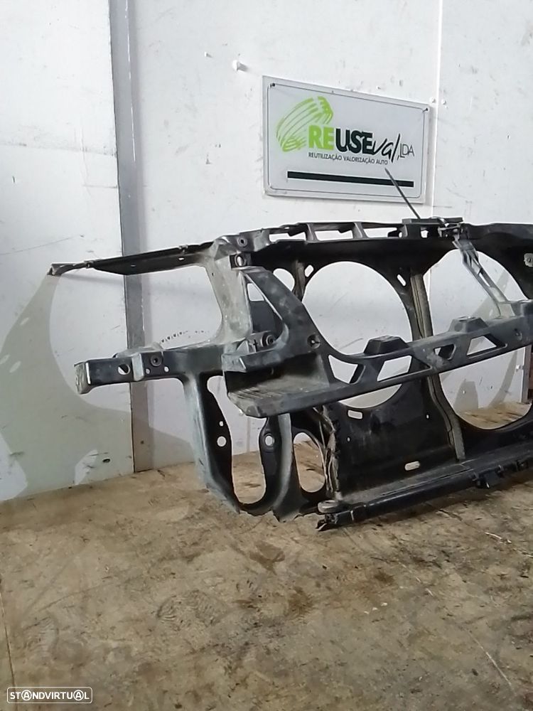 Frente Em Fibra Ou Chapa Volkswagen Passat Variant (3B6) - 3