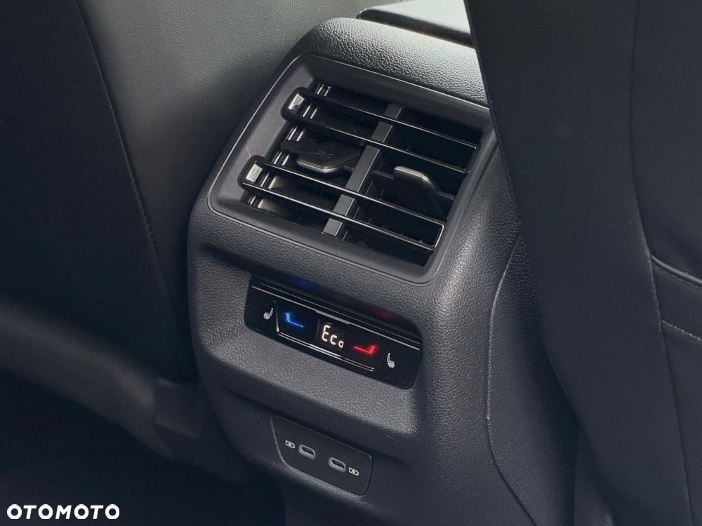 Volkswagen Tiguan 1.5 eHybrid PHEV 150kW Elegance DSG - 26