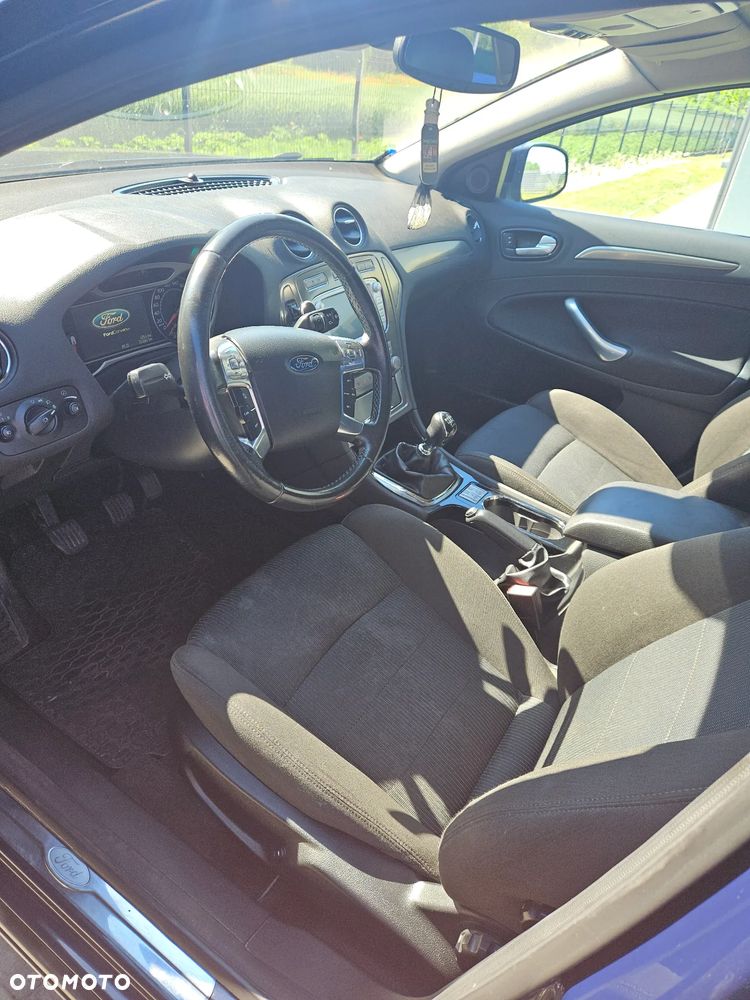 Ford Mondeo 2.0 TDCi Titanium - 10