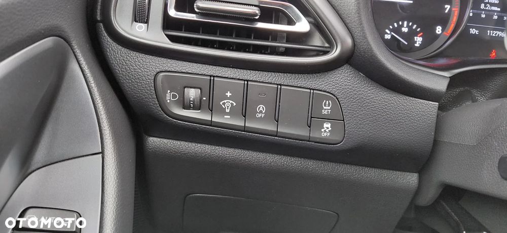 Hyundai i30 - 19