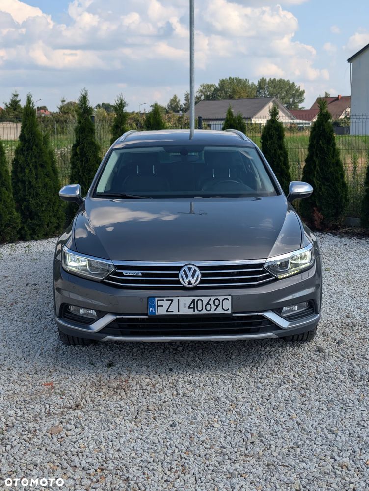 Volkswagen Passat 2.0 TDI BMT 4Mot Highline DSG - 1