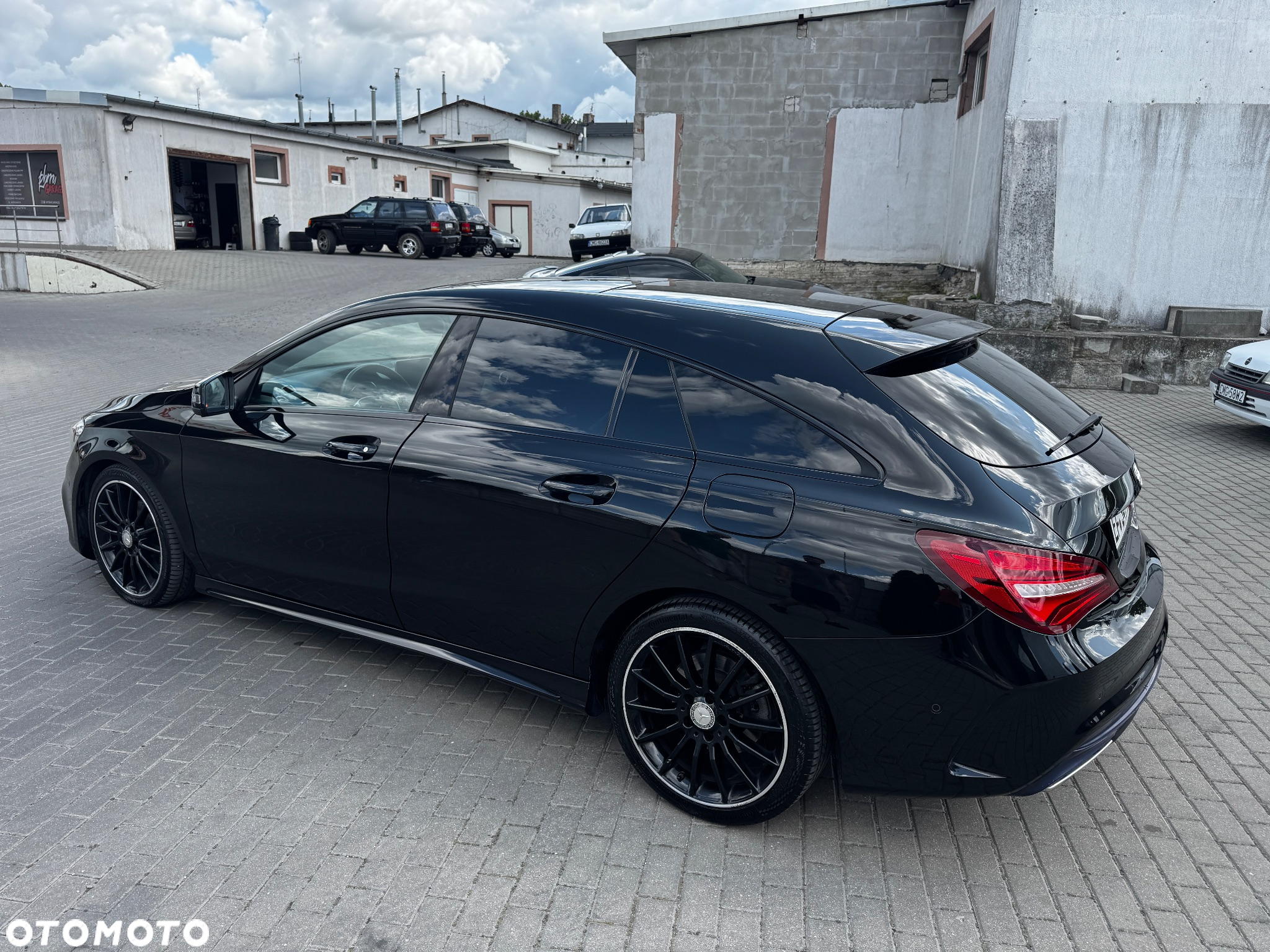 Mercedes-Benz CLA Shooting Brake 200 d 7G-DCT AMG Line - 6