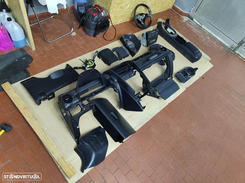 Lexus IS 200 Standard - 44