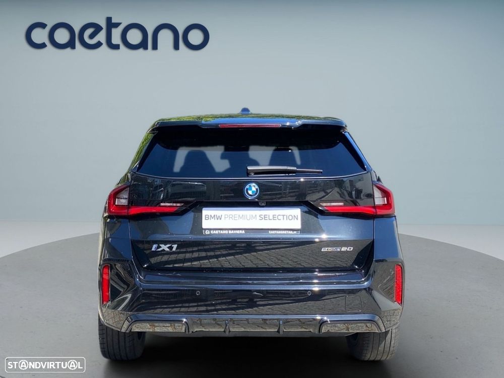 BMW iX1 eDrive20 Pack Desportivo M - 20