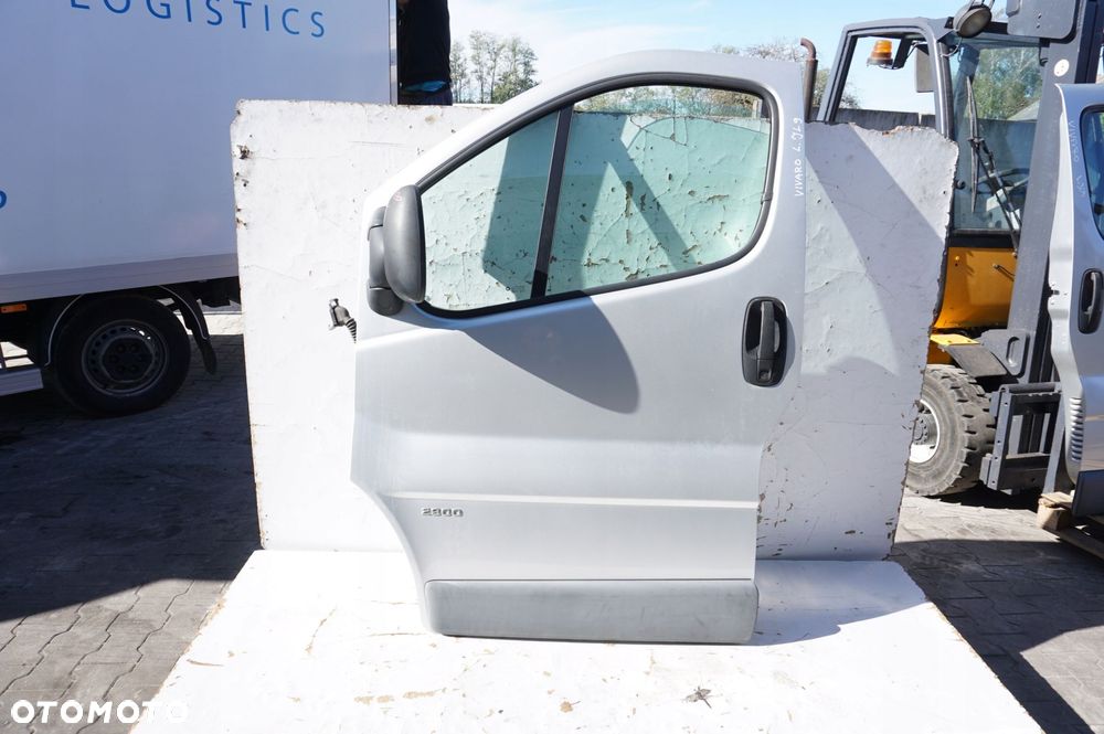 DRZWI LEWY PRZÓD OPEL VIVARO A JL9 - 1