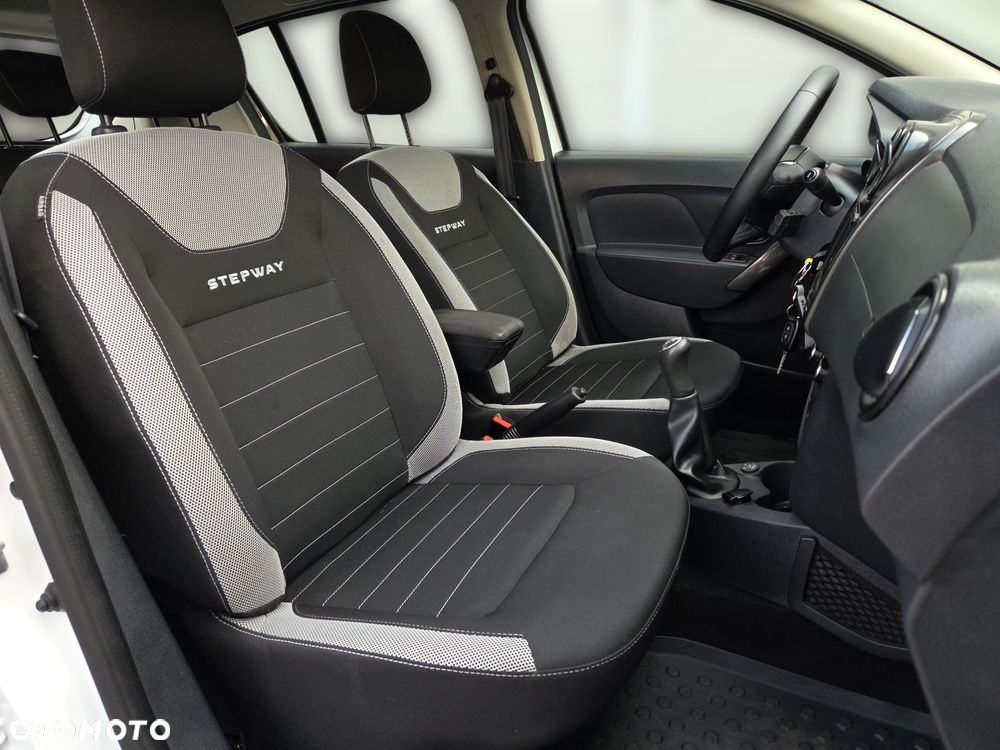Dacia Sandero Stepway - 12